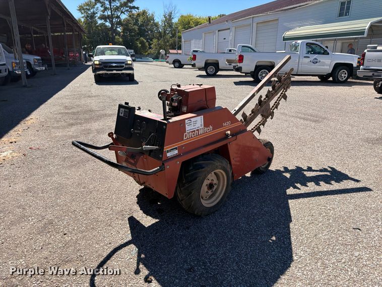image for item FP3516 Ditch Witch 1420 trencher