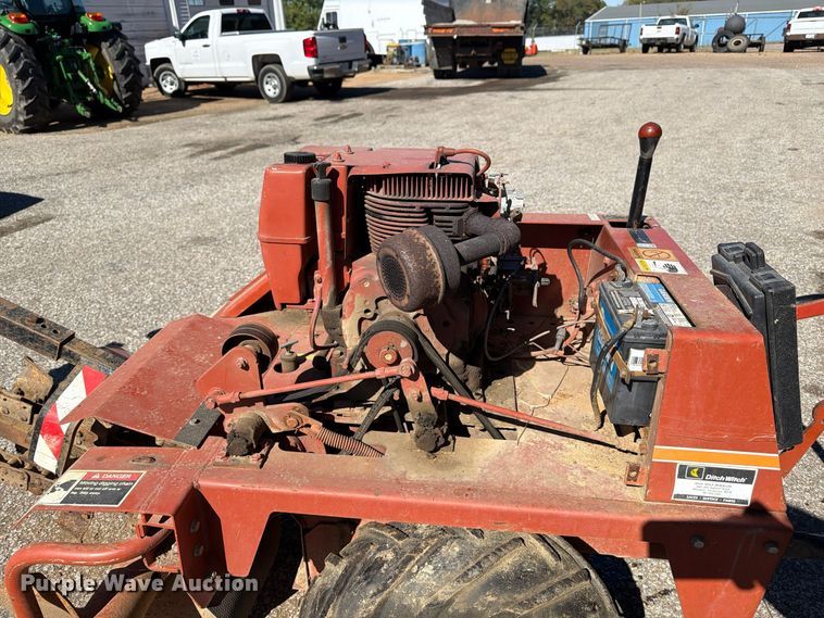 image for item FP3516 Ditch Witch 1420 trencher