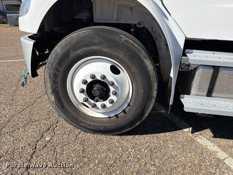 image for item FP3517 2020 Freightliner Business Class M2 street sweeper truck