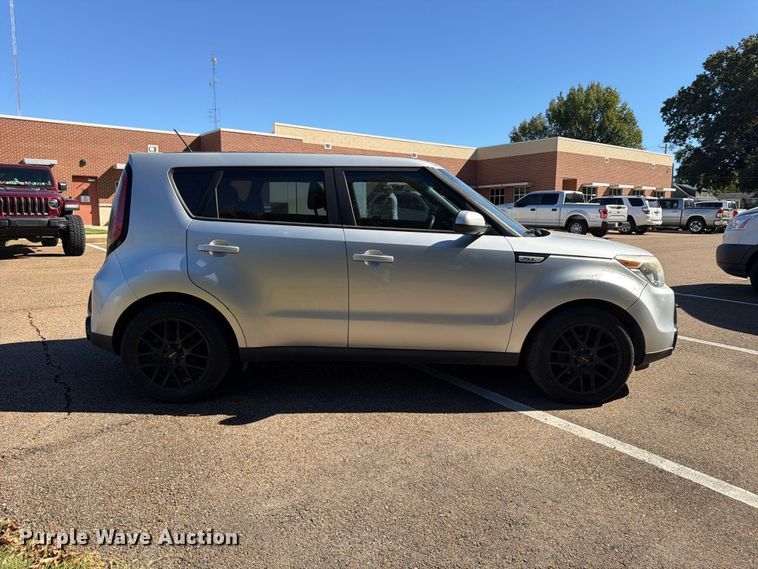image for item FP3525 2016 KIA Soul SUV