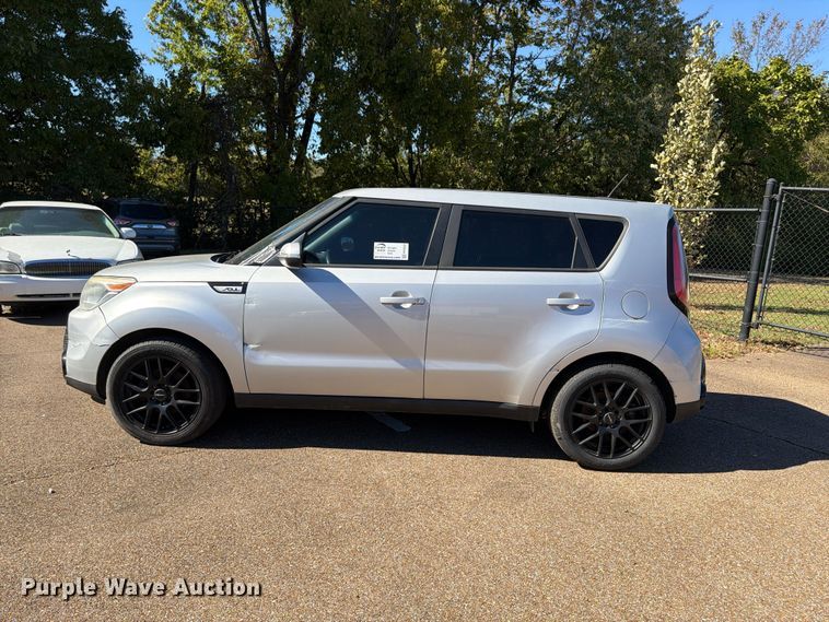 image for item FP3525 2016 KIA Soul SUV