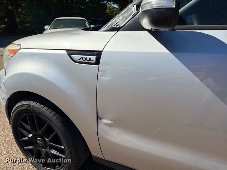 image for item FP3525 2016 KIA Soul SUV