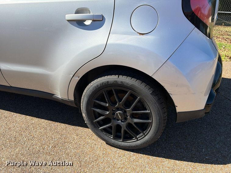image for item FP3525 2016 KIA Soul SUV