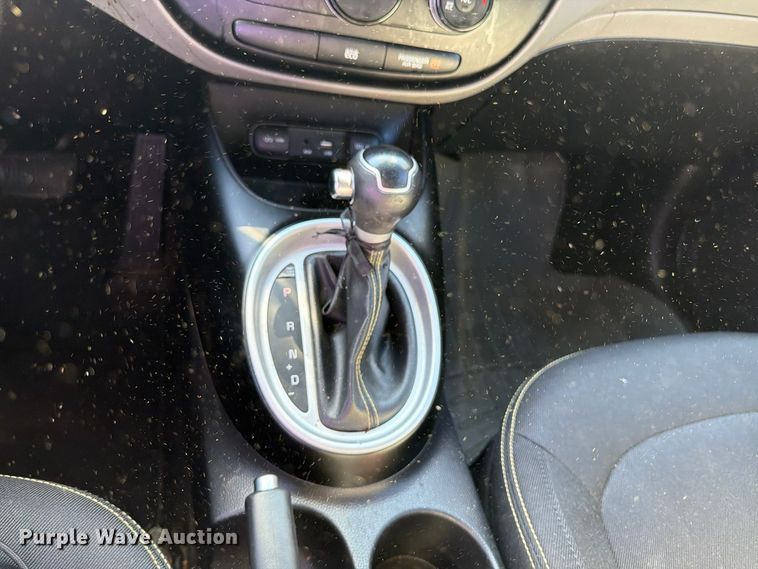 image for item FP3525 2016 KIA Soul SUV