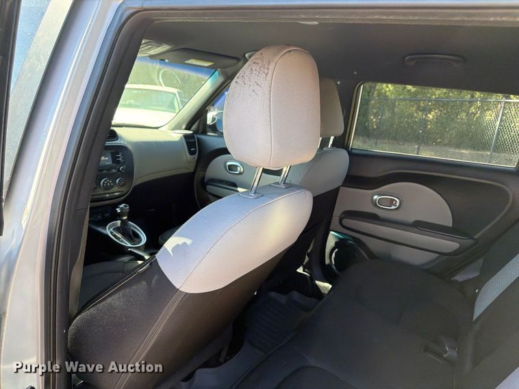 image for item FP3525 2016 KIA Soul SUV