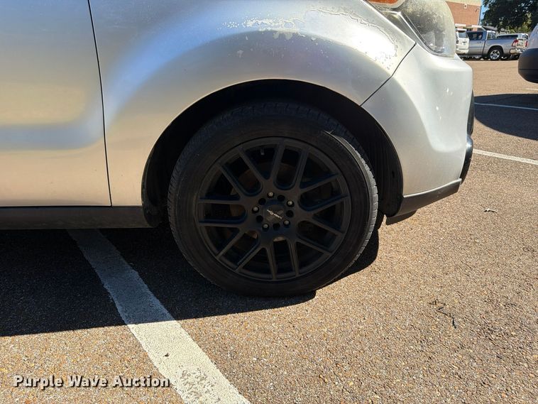 image for item FP3525 2016 KIA Soul SUV