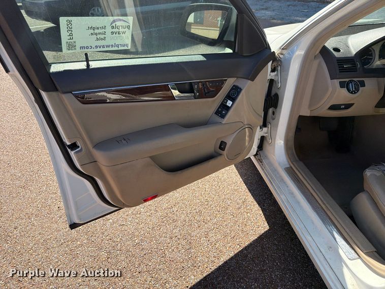 image for item FP3526 2009 Mercedes-Benz C-Class C300 