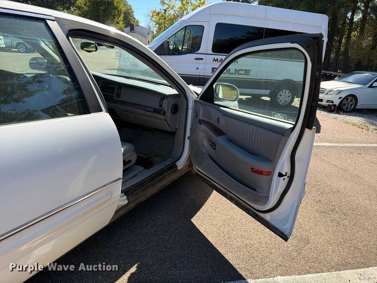 image for item FP3527 1999 Buick Park Avenue 