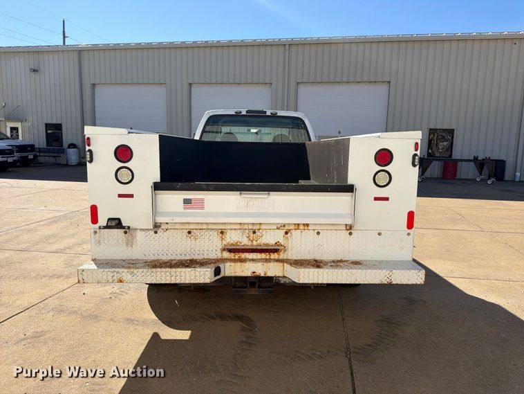 image for item FP3531 2004 Ford F350 Super Duty XL Crew Cab utility bed pickup truck