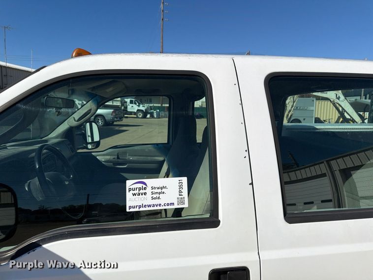 image for item FP3531 2004 Ford F350 Super Duty XL Crew Cab utility bed pickup truck