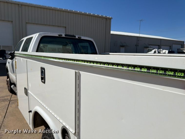 image for item FP3531 2004 Ford F350 Super Duty XL Crew Cab utility bed pickup truck