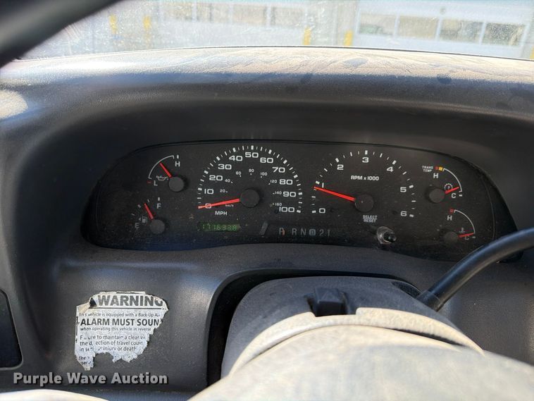 image for item FP3531 2004 Ford F350 Super Duty XL Crew Cab utility bed pickup truck