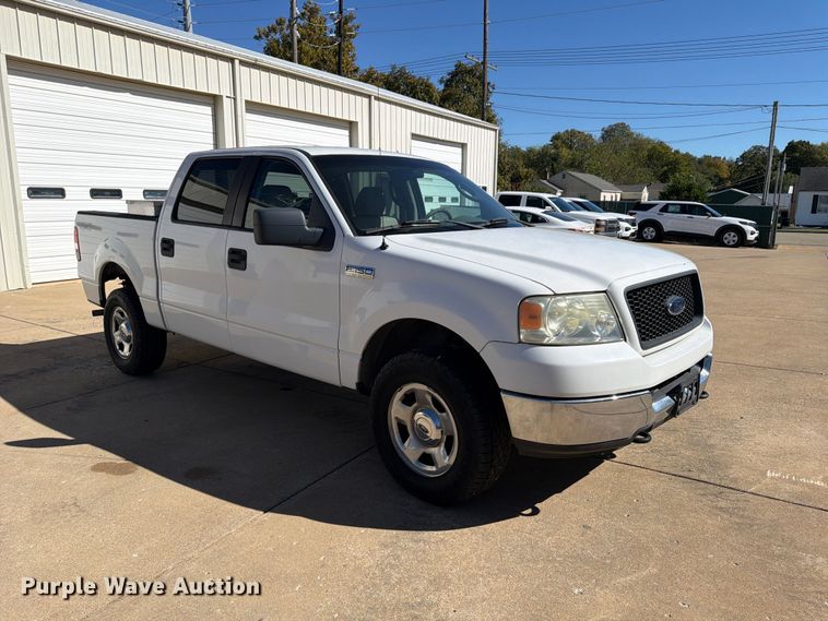 image for item FP3532 2005 Ford F150 XLT Crew Cab pickup truck