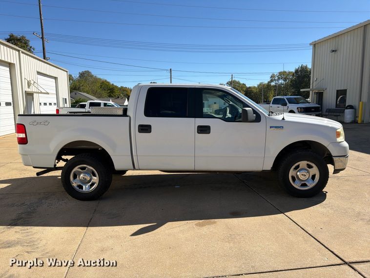 image for item FP3532 2005 Ford F150 XLT Crew Cab pickup truck