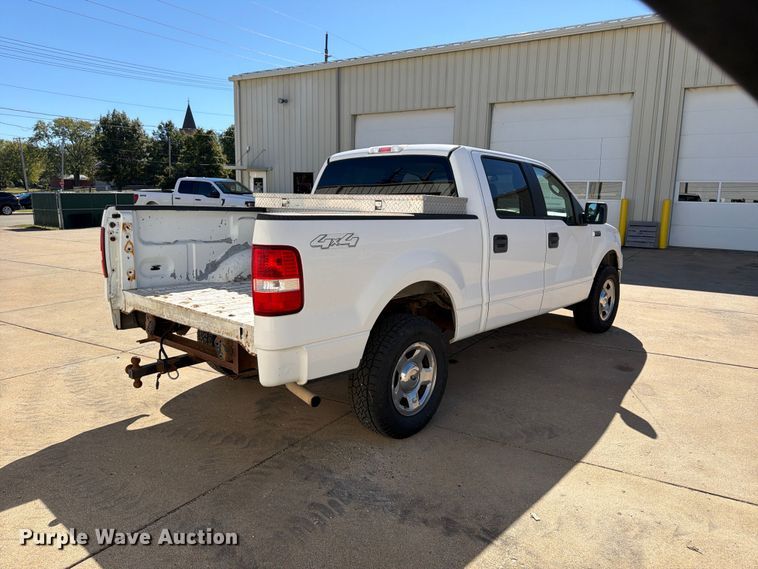 image for item FP3532 2005 Ford F150 XLT Crew Cab pickup truck