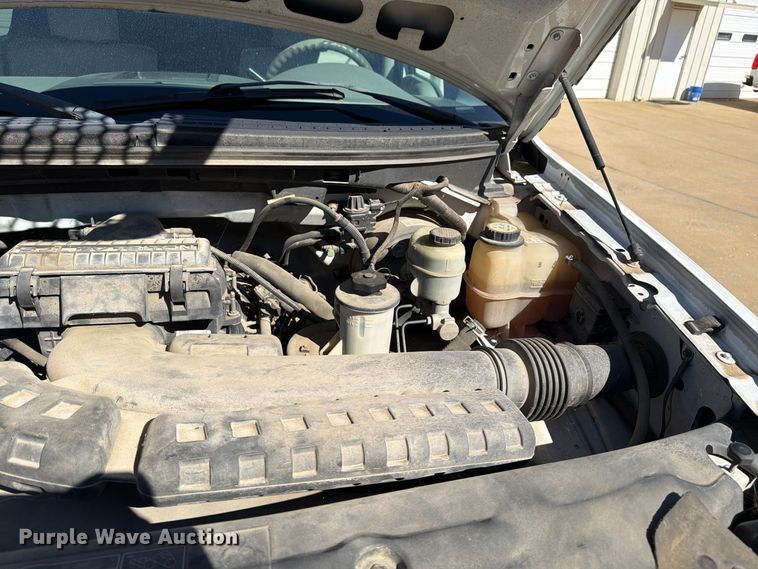 image for item FP3532 2005 Ford F150 XLT Crew Cab pickup truck