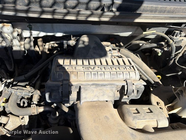 image for item FP3532 2005 Ford F150 XLT Crew Cab pickup truck
