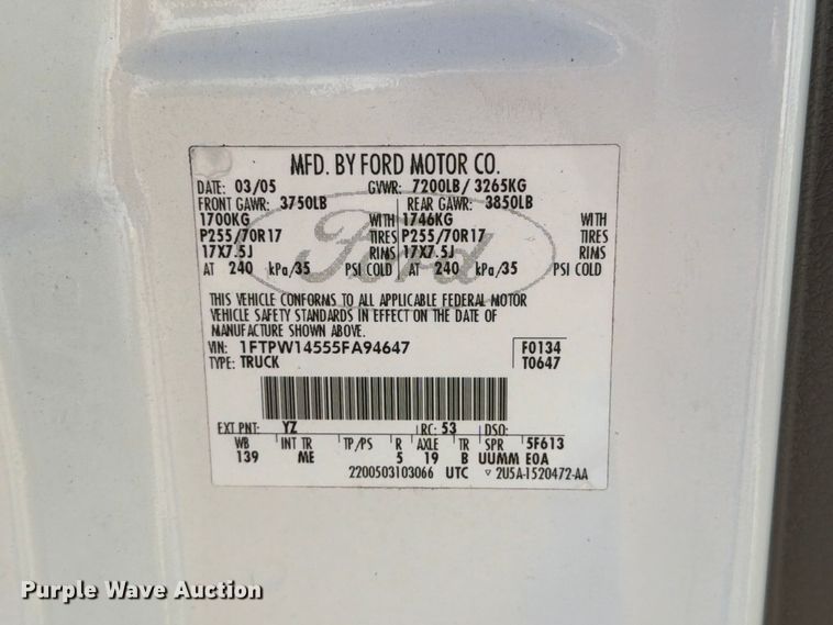 image for item FP3532 2005 Ford F150 XLT Crew Cab pickup truck