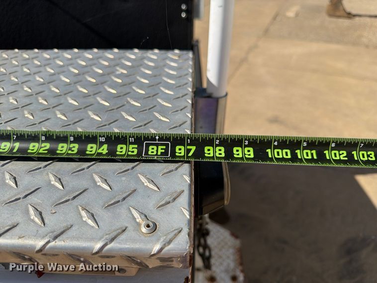 image for item FP3533 2004 Ford F250 Super Duty XL utility bed pickup truck