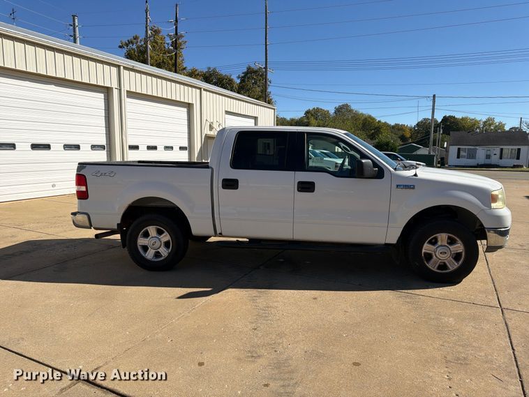 image for item FP3534 2004 Ford F150 XLT Crew Cab pickup truck