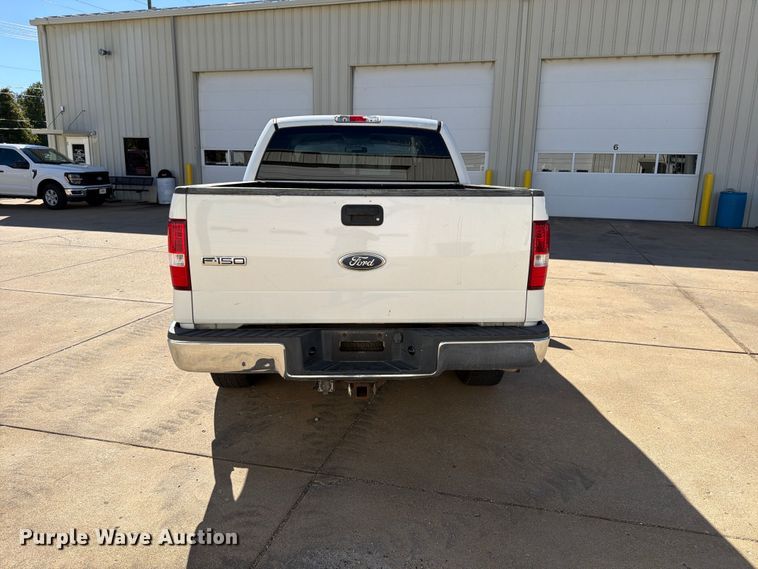image for item FP3534 2004 Ford F150 XLT Crew Cab pickup truck