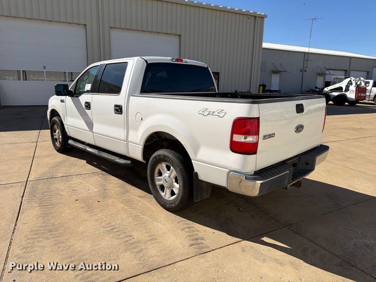 image for item FP3534 2004 Ford F150 XLT Crew Cab pickup truck