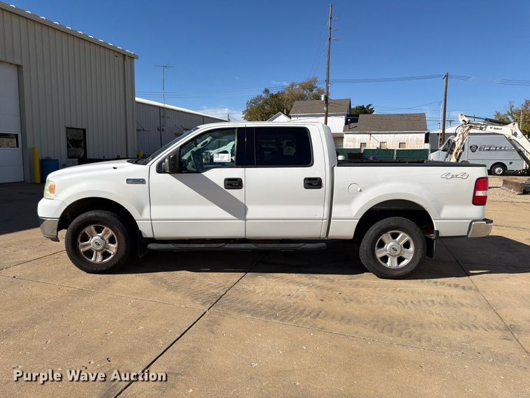 image for item FP3534 2004 Ford F150 XLT Crew Cab pickup truck