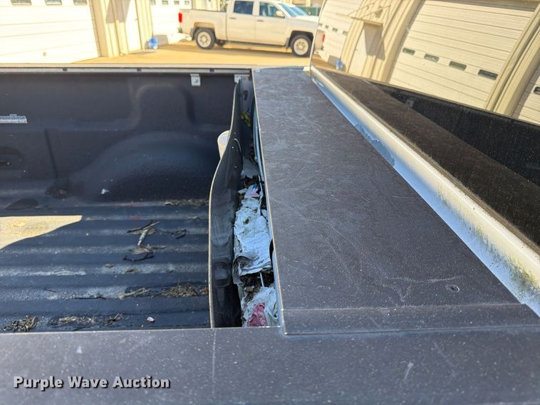 image for item FP3534 2004 Ford F150 XLT Crew Cab pickup truck