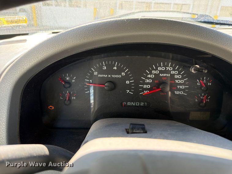 image for item FP3534 2004 Ford F150 XLT Crew Cab pickup truck