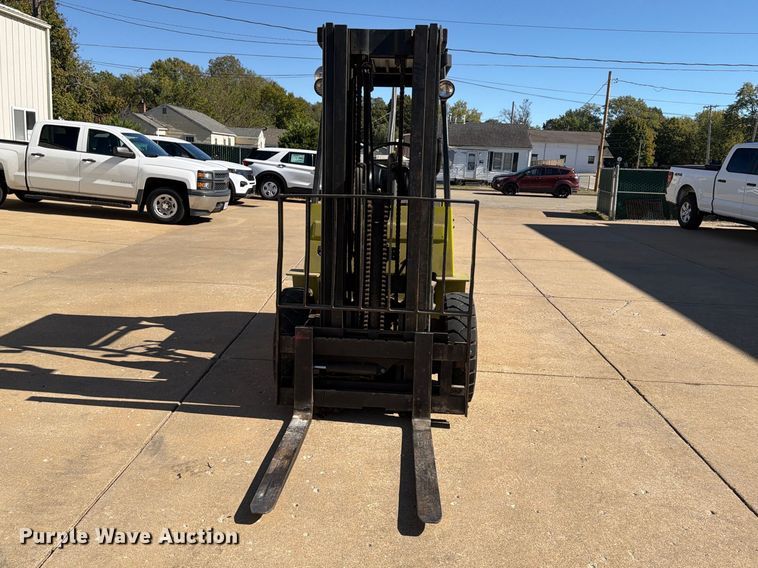 image for item FP3535 Clark GPX20 forklift