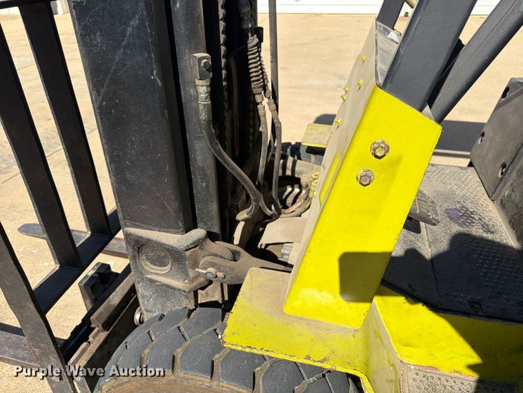 image for item FP3535 Clark GPX20 forklift