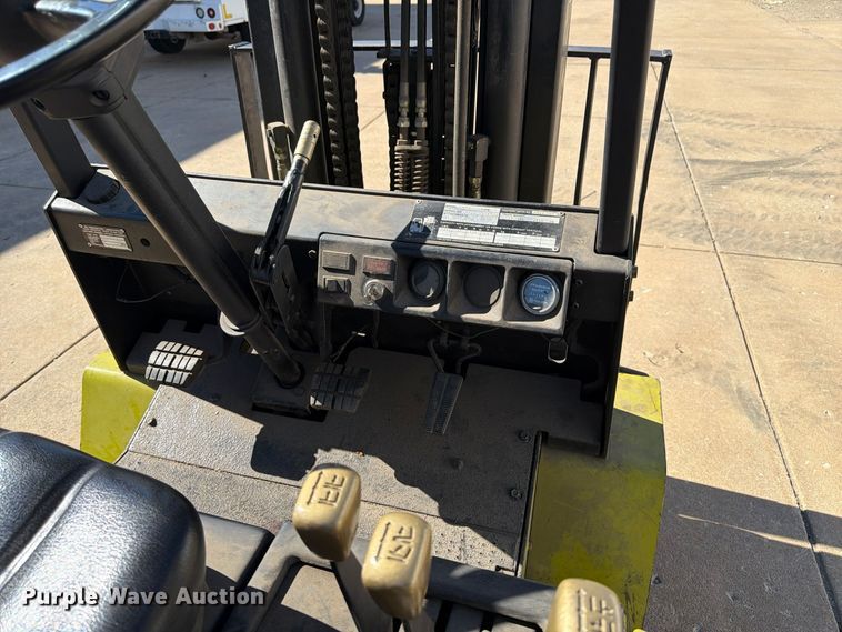 image for item FP3535 Clark GPX20 forklift