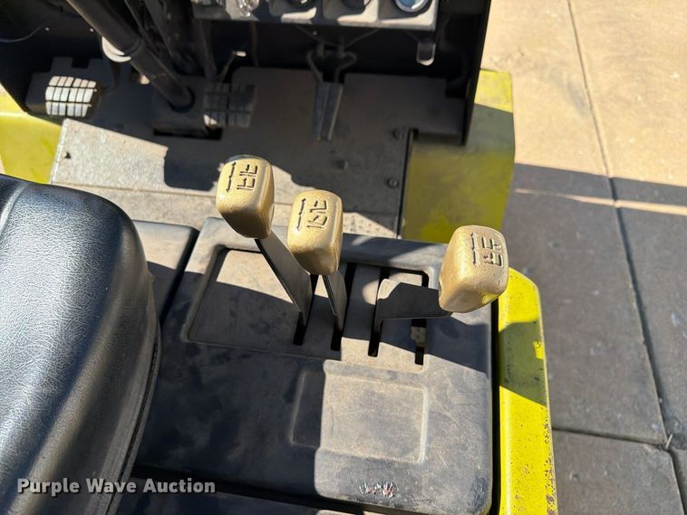 image for item FP3535 Clark GPX20 forklift