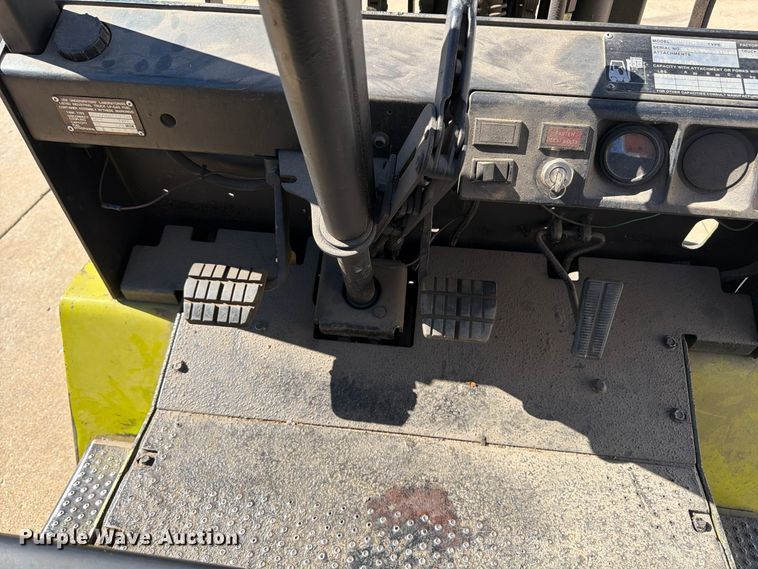 image for item FP3535 Clark GPX20 forklift