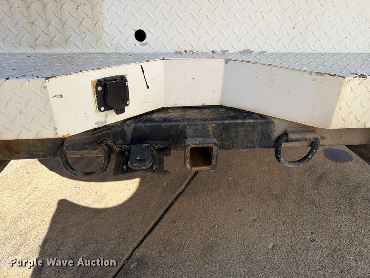 image for item FP3536 2003 Ford F250 Super Duty XL utility bed pickup truck