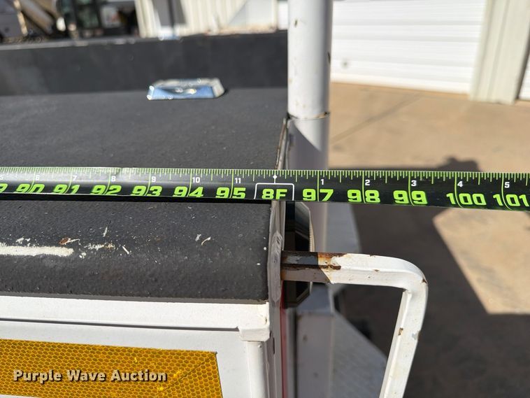 image for item FP3536 2003 Ford F250 Super Duty XL utility bed pickup truck