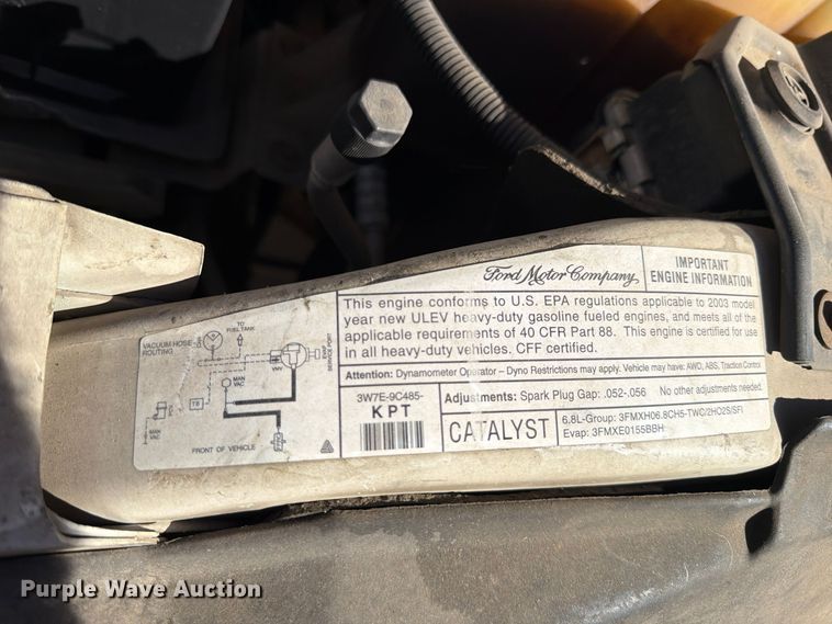 image for item FP3536 2003 Ford F250 Super Duty XL utility bed pickup truck