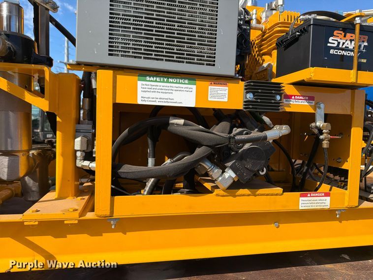 image for item FP3537 Kelly-Creswell 2000L paint striping machine