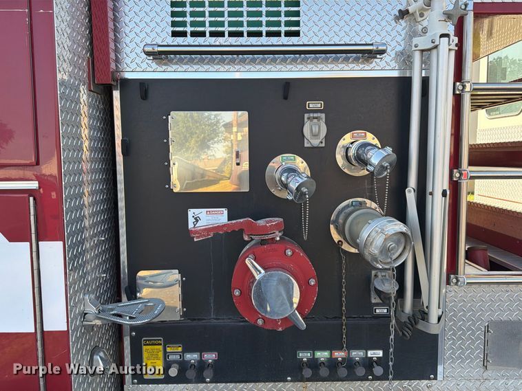 image for item FP4076 1995 Pierce  pumper fire truck