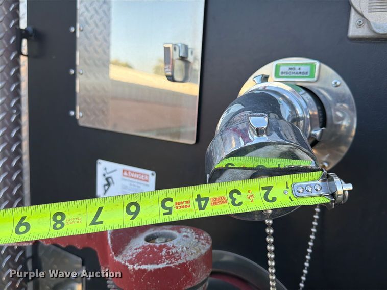 image for item FP4076 1995 Pierce  pumper fire truck