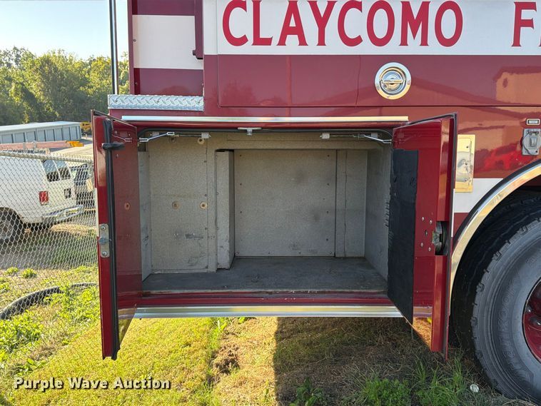 image for item FP4076 1995 Pierce  pumper fire truck