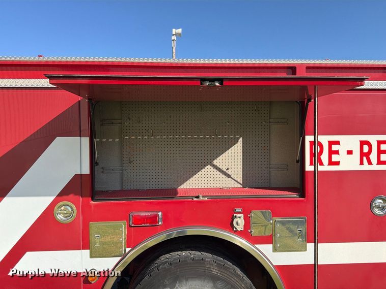 image for item FP4076 1995 Pierce  pumper fire truck