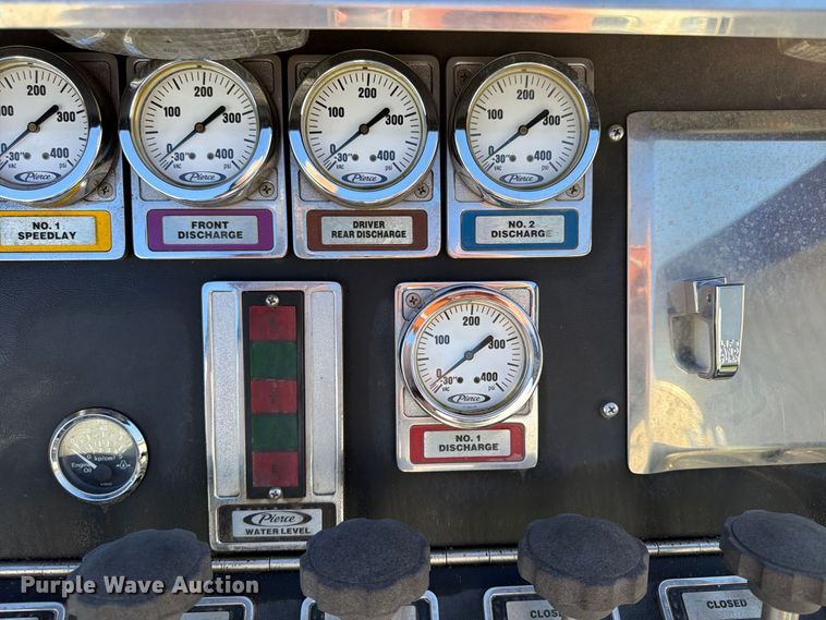 image for item FP4076 1995 Pierce  pumper fire truck