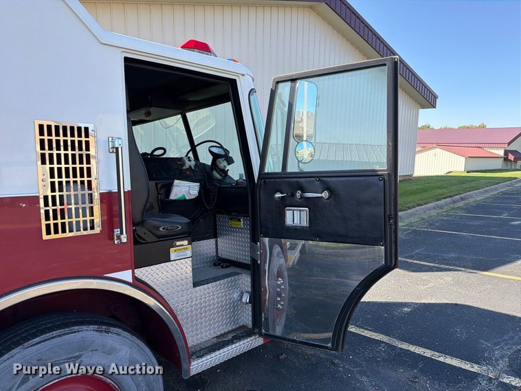 image for item FP4076 1995 Pierce  pumper fire truck