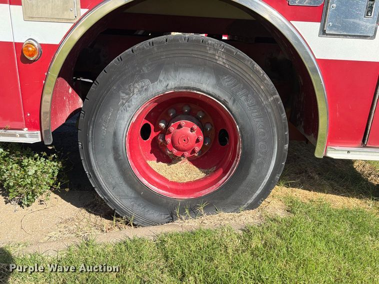 image for item FP4076 1995 Pierce  pumper fire truck