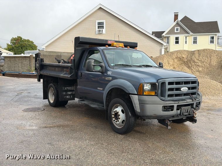 image for item FT6479 2007 Ford F450 Super Duty XL dump truck