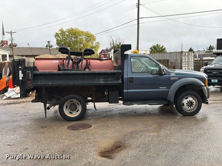 image for item FT6479 2007 Ford F450 Super Duty XL dump truck