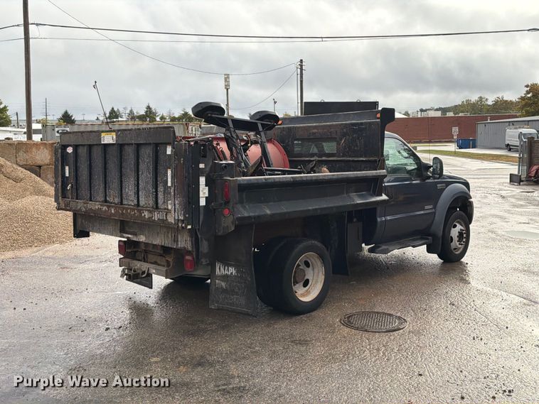 image for item FT6479 2007 Ford F450 Super Duty XL dump truck