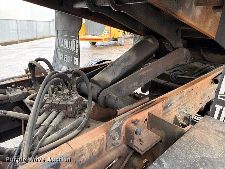 image for item FT6479 2007 Ford F450 Super Duty XL dump truck