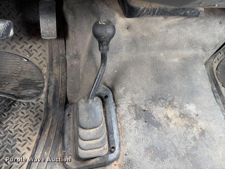 image for item FT6479 2007 Ford F450 Super Duty XL dump truck